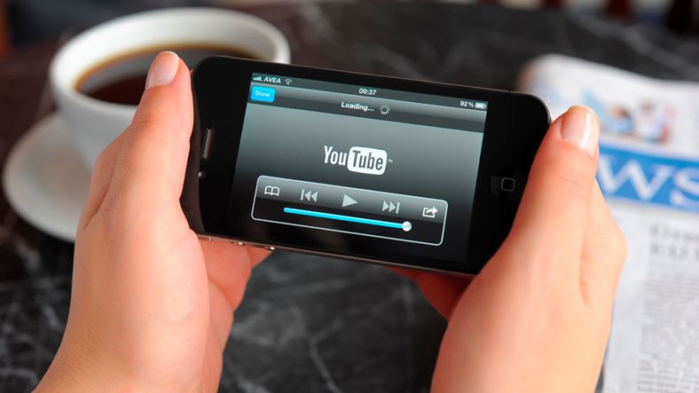 Video på mobilen vil være en av de viktigste årsakene til at den mobile datatrafikken vil stige kraftig de kommende årene. (Foto: iStockPhoto)