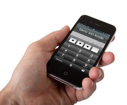 Aktiver automatisk kodelås på mobilen for å unngå at uvedkommende får tilgang til den. (Foto: Kurt Lekanger)