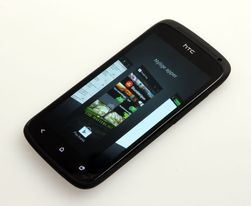 Den nye launcheren lar deg bla gjennom åpne applikasjoner på en elegant måte. Avslutt en app ved å trekke den opp og ut av skjermbildet.