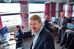 Kjell Eikland er Evrys energiekspert, med tittelen Head of Energy. Med på laget er en gruppe på over 20 salgsansvarlige, ledere, rådgivere og utviklere.