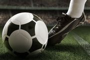 Les Topp 3 fotballspill til mobilen