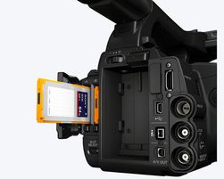 Sony PMW-100s SxS-inngang.