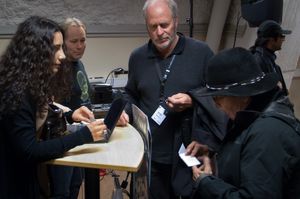 Mary Ellen Mark forsikrer seg