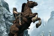 Les Slåss fra hesteryggen i Skyrim