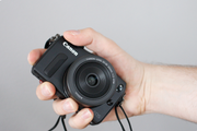 Les Canon EOS-M