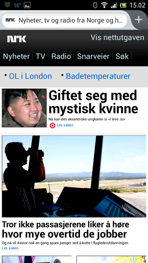 Firefox har ingen bunnmeny, men stor surfeflate.