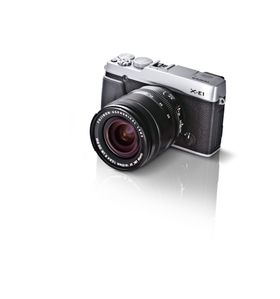 FUJIFILM X-E1 med FUJINON 18 - 55 mm.