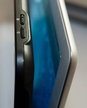 Det er en viss forskjell både i størrelse og utforming mellom Qualcomms nettbrett og Apples iPad 3.