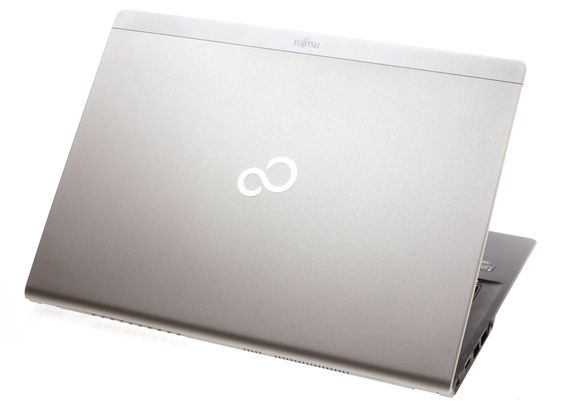 Fujitsu Lifebook UH572.
