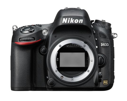 D600 uten ojektiv.