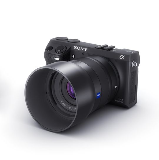 Sony NEX med tenkt Carl Zeiss-objektiv..