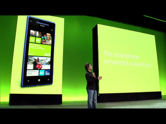 Joe Belfiore på scenen.