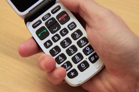 Det er hurtigtaster for å ringe de tre mest brukte telefonnummerne.
