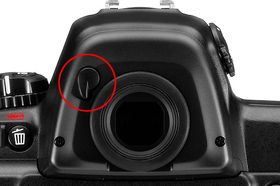 Nikon D3 kan skilte med egen spak.