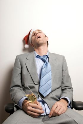 Slike bilder er ikke bestandig like lure å publisere etter julebordet. .