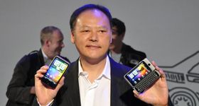 Peter Chou i HTC i forbindelse med en mobillansering for noen år tilbake.