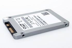 OCZ Vector benytter 6 Gb/s SATA 3-grensesnitt.