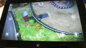 Spill er gøy, og på dette brettet får du glede av Xbox-tjenestene til Microsoft.
