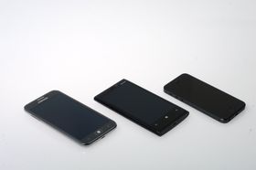 Fra venstre: Samsung Ativ S, Nokia Lumia 920 og Apple iPhone 5.