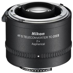 Nikon AF-S teleconverter 2X.