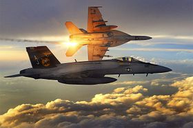 OVER AFGHANISTAN: Til sammenlikning er vingespennet på F/A-18 Super Hornet rundt 13,5 meter mot X-47Bs rundt snaut 19 meter. Horneten er imidlertid godt over seks meter lengre.