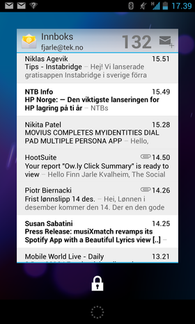 Slik ser e-postvisning ut på låseskjermen etter at vi har sveipet ned for å vise hele innboksen.