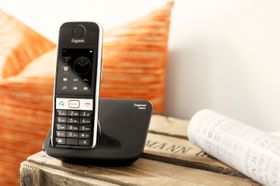 Gigaset S820 har berøringsskjerm som kan vise inntil seks ulike favorittfunksjoner.