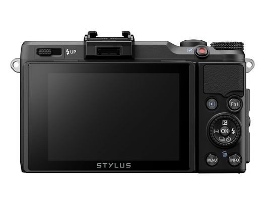 Olympus Stylus XZ-2 er spekket med entusiast-muligheter, i beskjeden innpakning. .