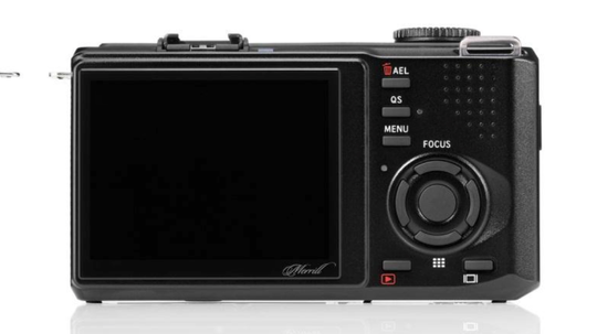 Sigma DP3 Merrill er utstyrt med en tre tommers TFT-skjerm, med 920.000 bildepunkter.