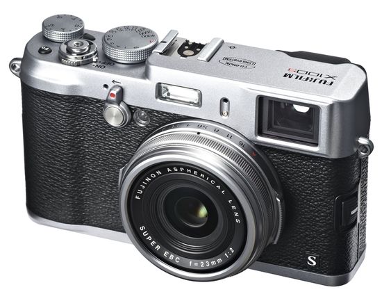 Fujifilm FinePix X100S.