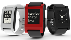 Teknoverdenens oppmerksomhet ble for alvor rettet mot smartklokkene da Pebble slo alle rekorder på Kickstarter i fjor.