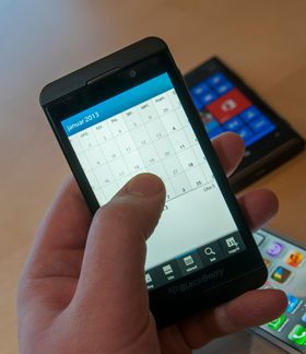 Den innebygde kalenderen ser forholdsvis ordinær ut. Foreløpig har vi ikke sett hvordan den oppfører seg når den er koblet til skytjenester, Exchange eller BlackBerrys egne tjenester.