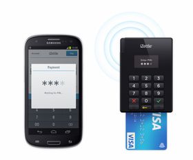 Kortleseren kobler seg til mobiltelefonen trådløst via Bluetooth.