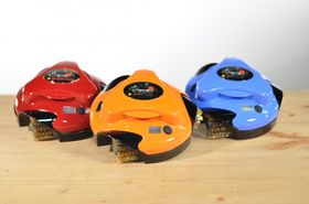 Grillbot kommer i ulike farger.