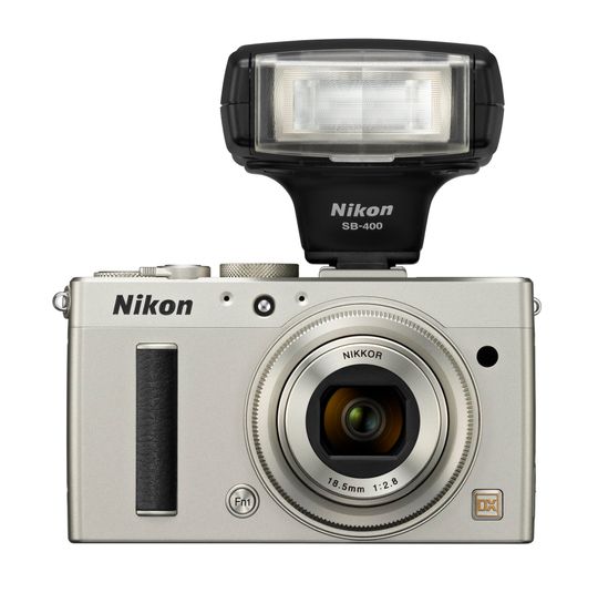 Nikon Coolpix A med blits.