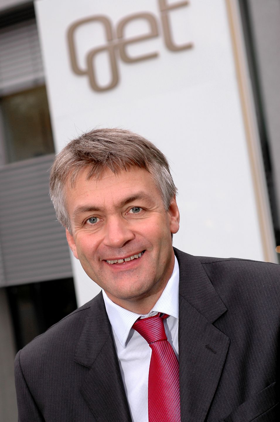 Get solgt til ny investorgruppe