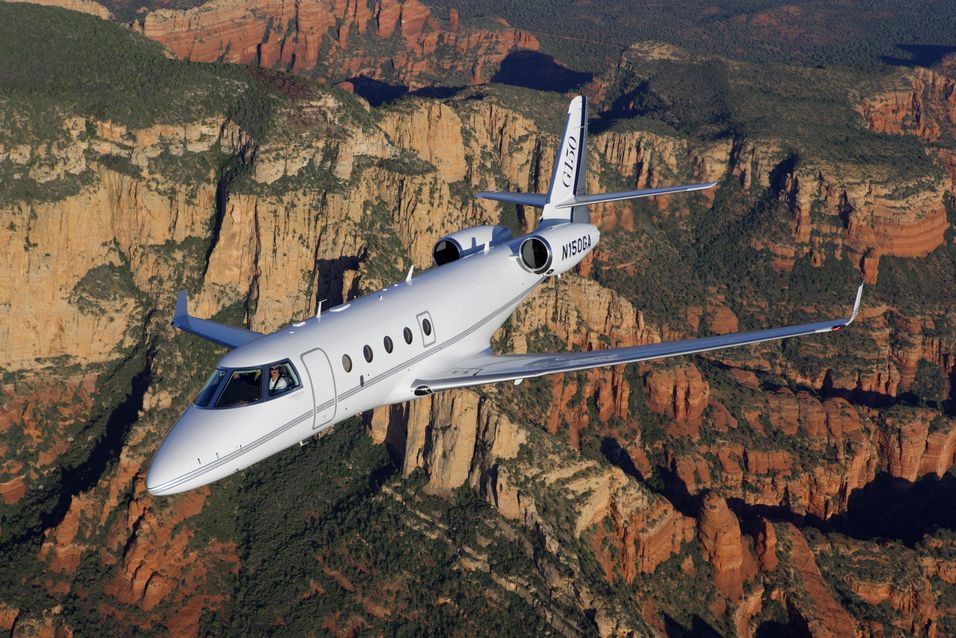 Britene tillater mobiltelefoner i fly
