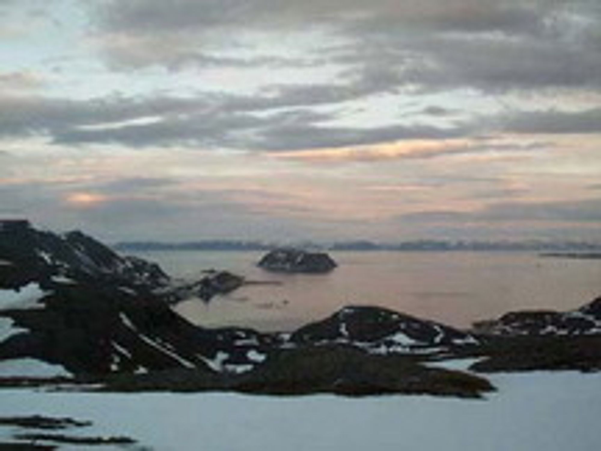 Ice-dekning langs hele Finnmarkskysten