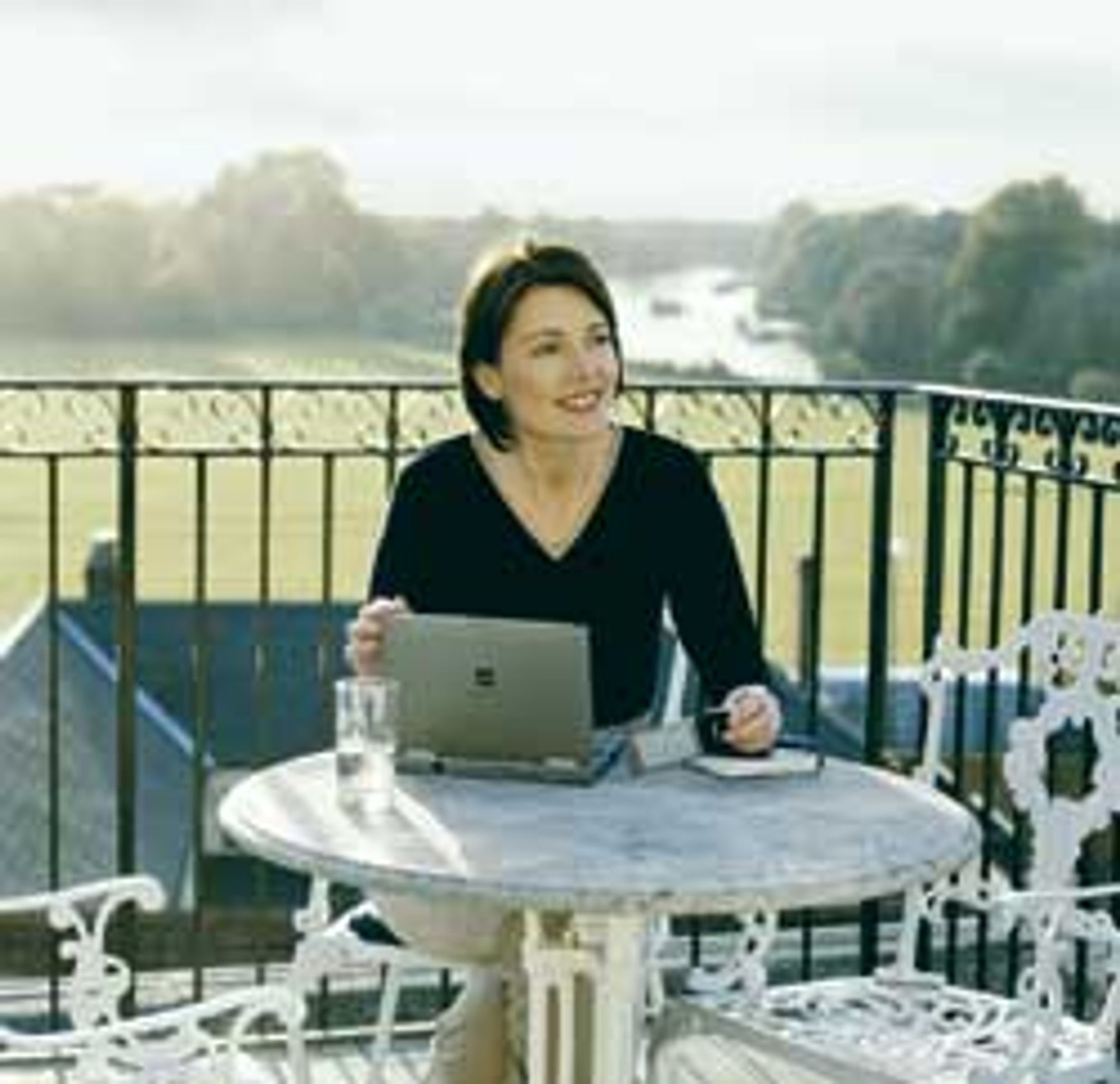 99 kr/mnd for mobilsurf utenfor arbeidstid