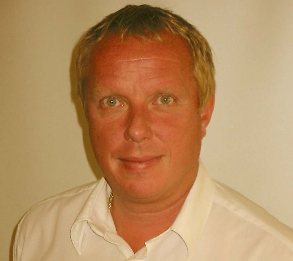 Selger distribusjonselskap til AxCom