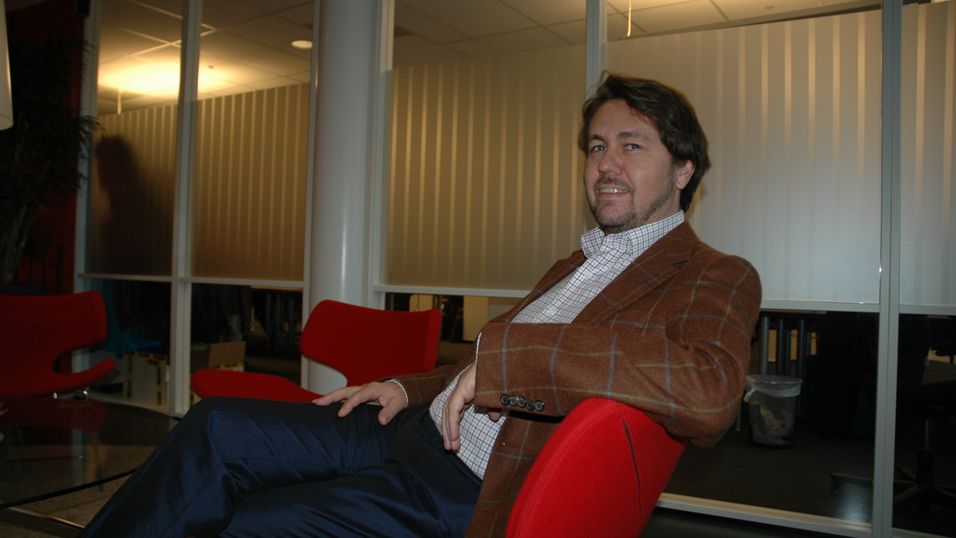 <p>Arild Hustad leverte bedre resultater som Network Norway-sjef enn som Tele2-sjef i 2011. Hustad tok over som Tele2-sjef sent i tredje kvartal. </p>