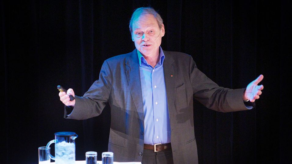 <p>Willy Jensen tror teleoperat&oslash;rene slipper unna regulering av nettn&oslash;ytraliteten. Men kun hvis de oppf&oslash;rer seg.&nbsp;</p>