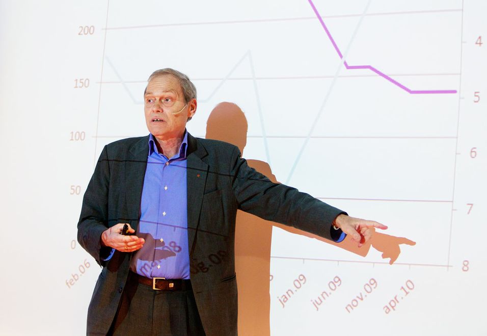 Post- og teletilsynets øverste leder, Willy Jensen, finner smiger i kritikken.