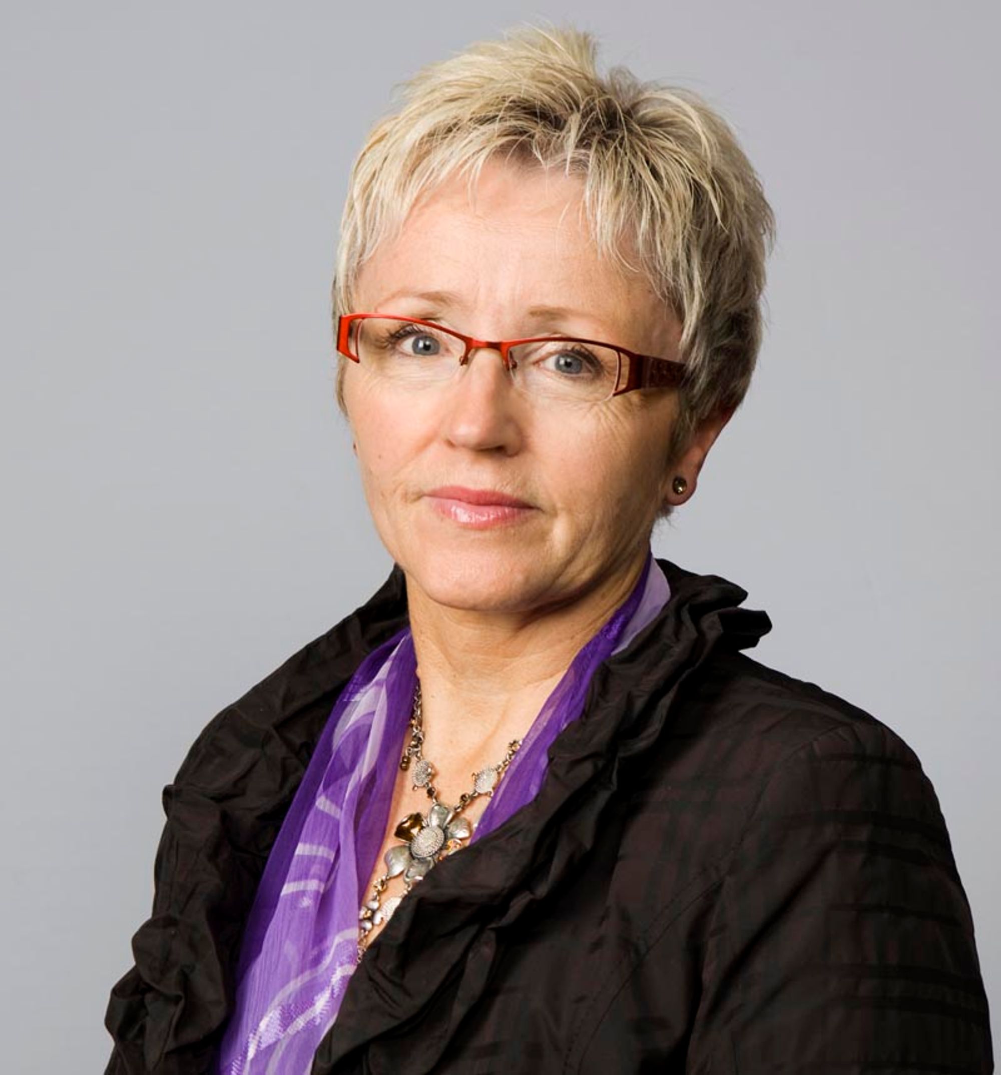 Kommunal- og regionalminister Liv Signe Navarsete vil samle heile norge til et digitalt rike.
