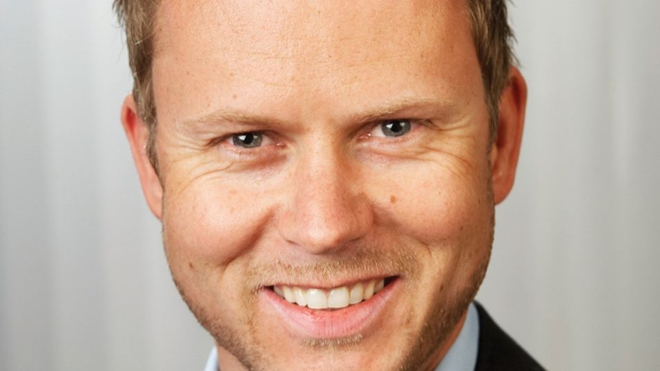 <p>Netcoms privatmarkedssjef Karl Fredrik Lund senker n&aring; prisene p&aring; mobilt bredb&aring;nd.&nbsp;</p>