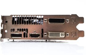 To DVI-utganger, samt både HDMI- og DP-utgang, holder nok for mange.