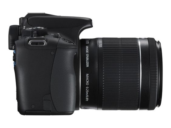 Canon EOS 100D er ikke store saken, men har Canon rett i at det er det minste?