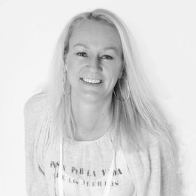 Gina Englund er fotograf med barn og brudepar som spesielfelt.