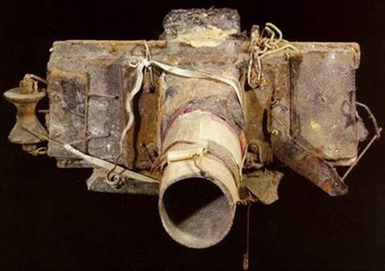 Kamera brukt av fotograrfen Miroslav Tichy. Tichy skal ha tatt flere tusen bilder med dette kameraet.