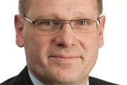 Les Alle piler peker ned for Teliasonera